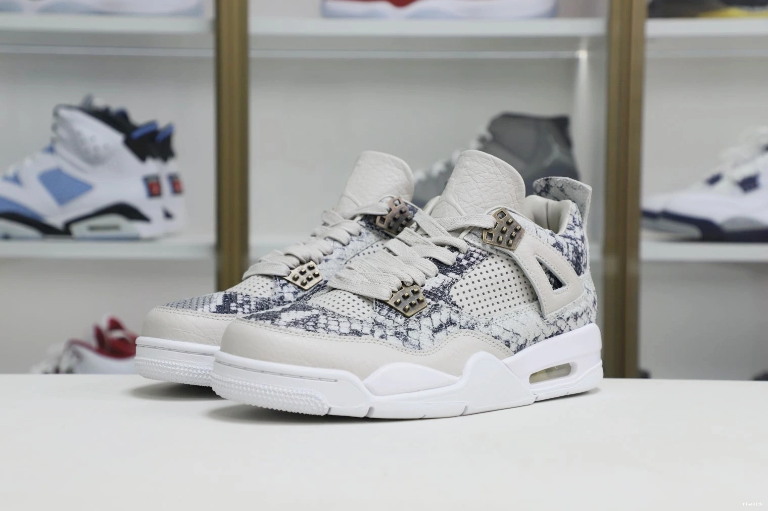 4 snakeskin Air Jordan Jordan retro 0214